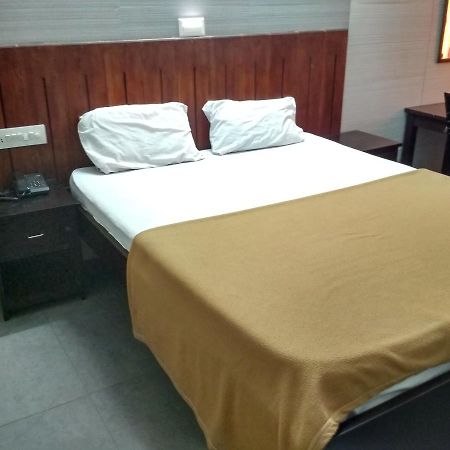 International Tourist Home Kozhikode Buitenkant foto